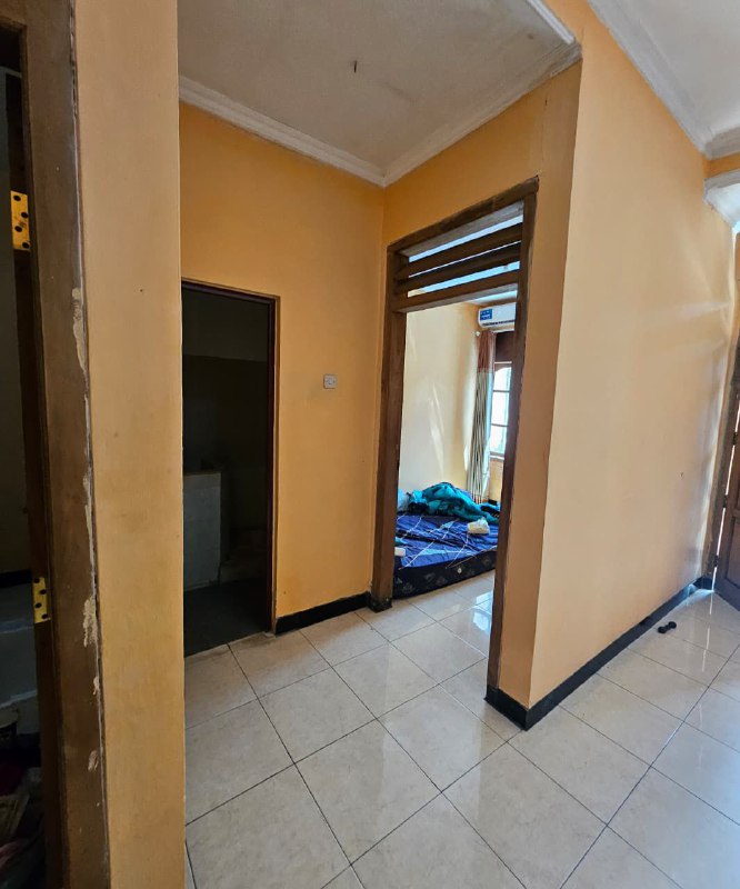Dijual Rumah 2 Lantai Siap Huni di Menganti Satelit Indah Gresik - Thumbnail 2