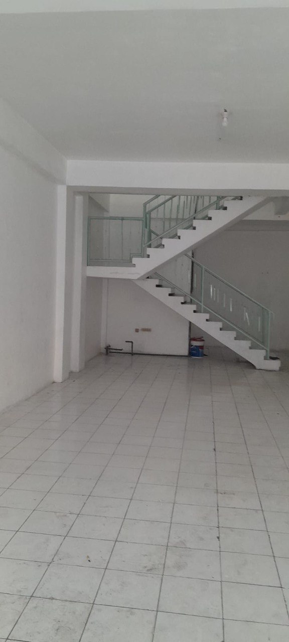 Dijual/Disewakan Ruko Tiga Lantai di Wilayah Gembong Surabaya Timur - Thumbnail 6