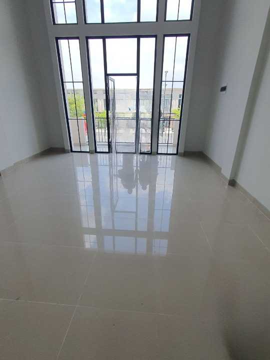 Disewakan Ruko Lokasi Strategis di Wisata Bukit Mas Surabaya Barat - Thumbnail 2