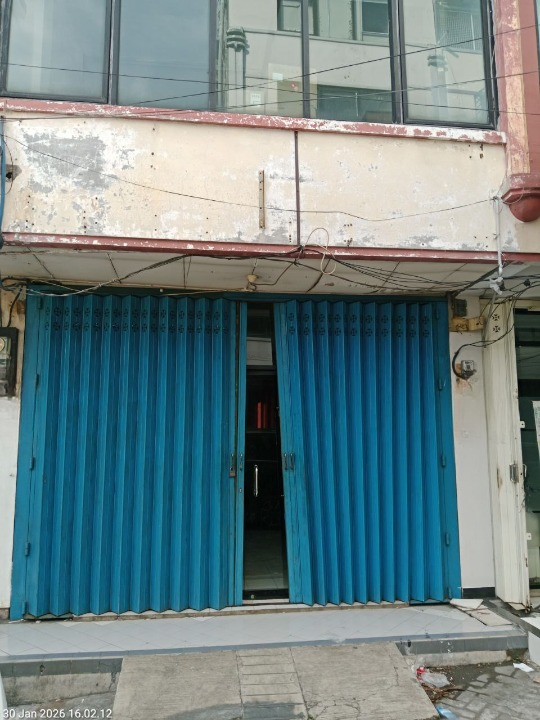 Disewakan Ruko Strategis di Raya Pertokoan Kupang Jaya Surabaya Barat - Image 1