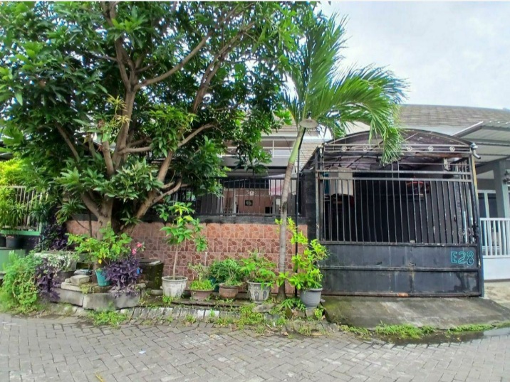 Dijual Rumah Siap Huni di Griya Babatan Mukti Wiyung Surabaya Barat - Image 1
