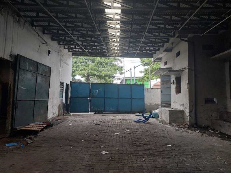 Dijual Gudang + 3 Ruko 3 Lantai di Jalan Raya Simojawar Surabaya Pusat (bbal) - Thumbnail 5