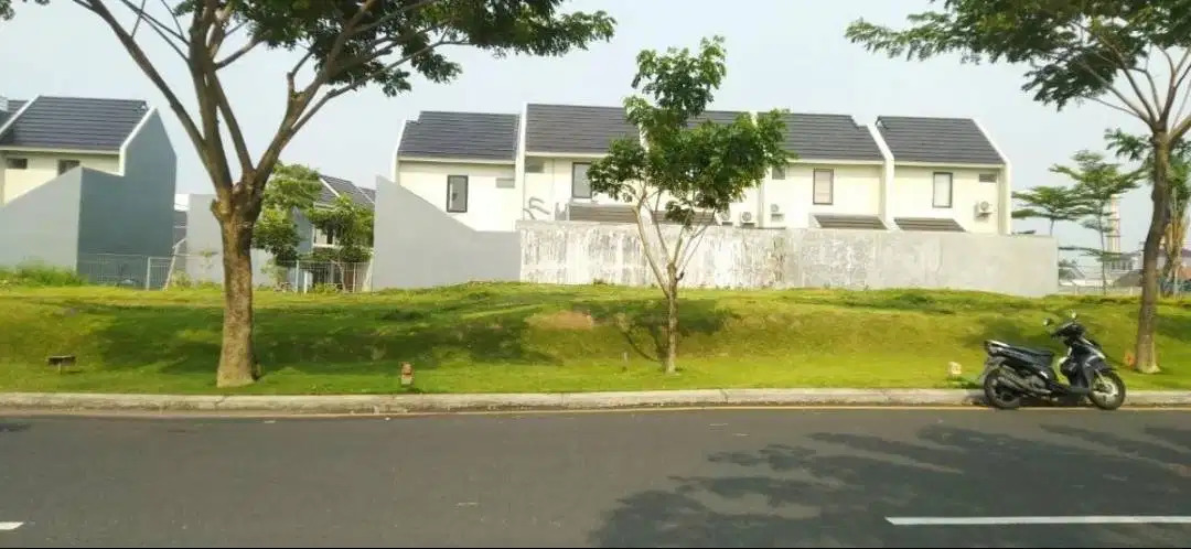 Dijual Kavling Tanah Depan Northwest Lake Citraland Surabaya Barat - Image 1