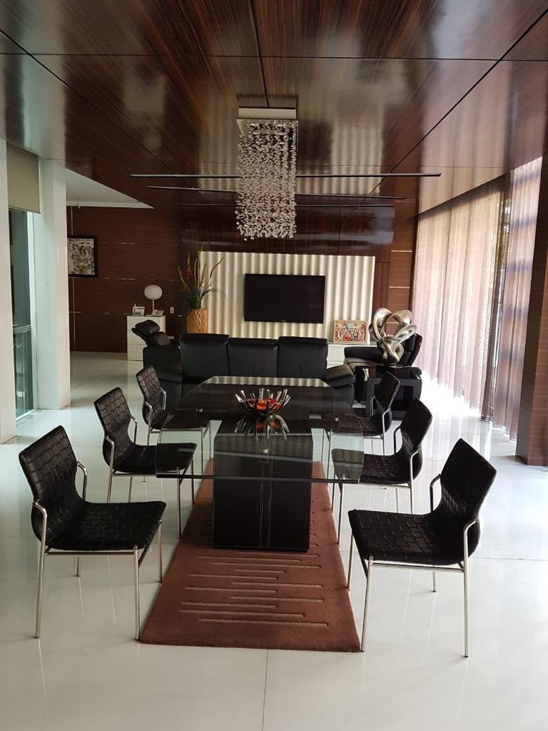 Dijual Rumah Mewah Strategis Siap Huni di Platinum Graha Family Surabaya Barat - Image 1