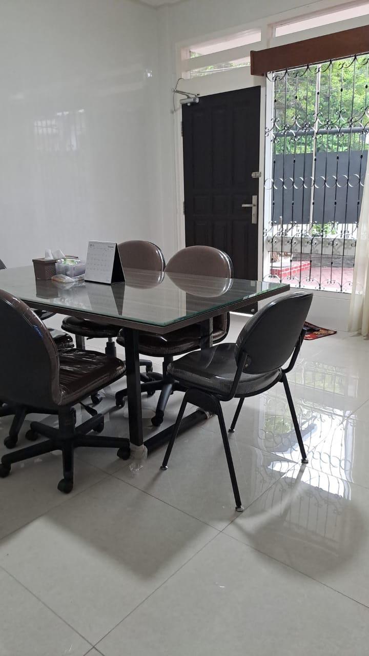 Dijual Rumah Kantor Siap Huni Luas di Jalan Tulungagung Surabaya Utara - Thumbnail 2