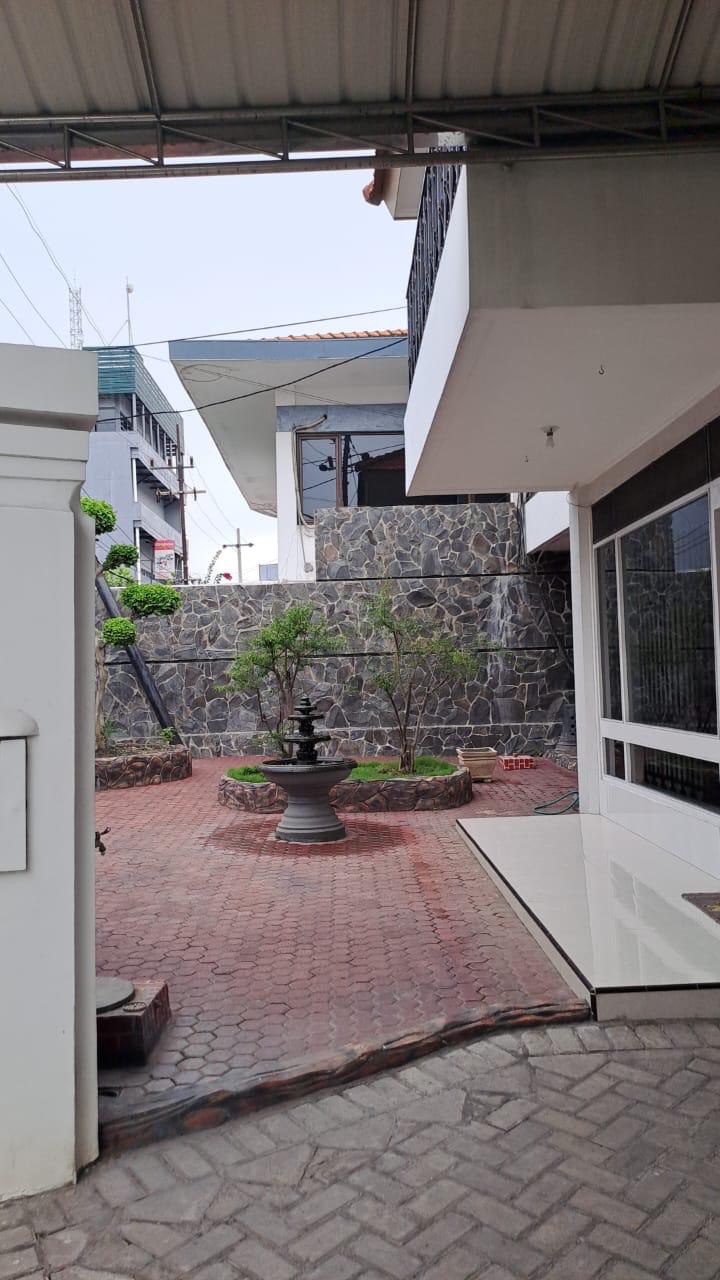 Dijual Rumah Kantor Siap Huni Luas di Jalan Tulungagung Surabaya Utara - Thumbnail 8