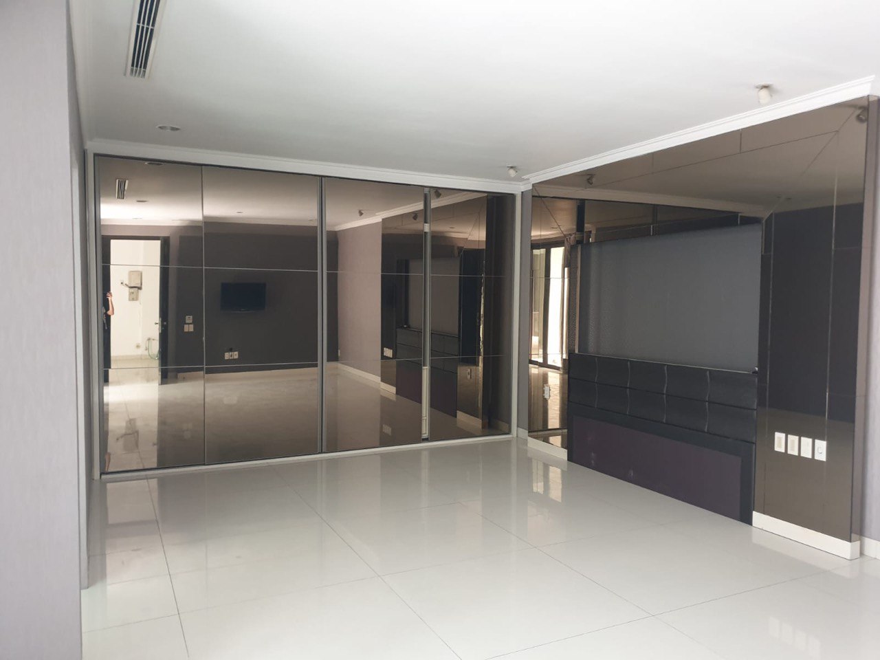 Dijual Rumah Mewah Siap Huni di Platinum Graha Family Surabaya Barat - Thumbnail 4