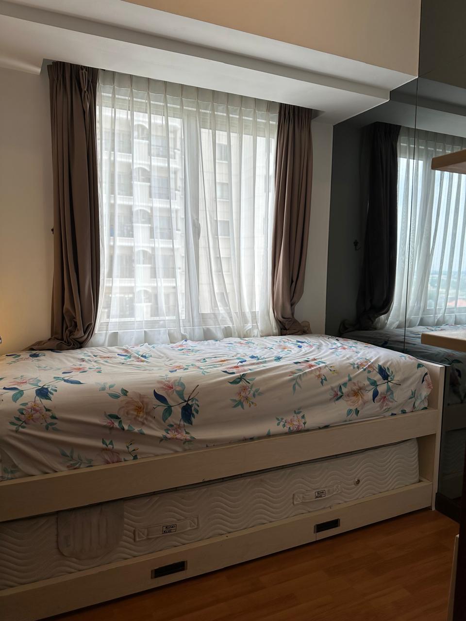 Disewakan Unit Apartemen Waterplace 3 BR Full Furnished Mewah di Pakuwon Indah Surabaya Barat - Thumbnail 5