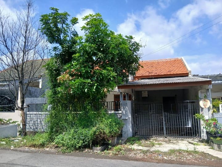 Dijual Rumah Hitung Tanah Murah di Jalan Kutisari Surabaya Selatan - Image 1