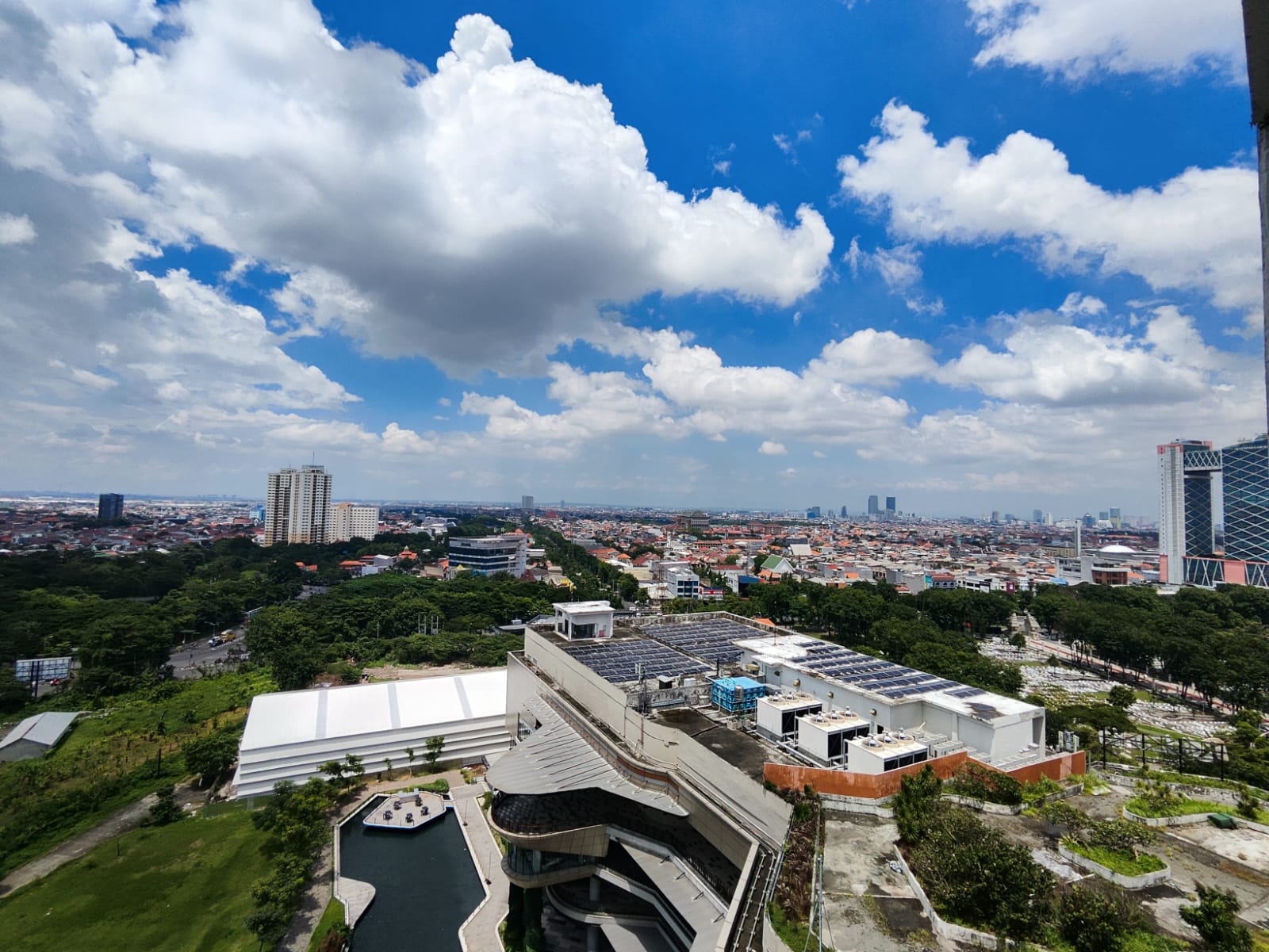 Dijual Apartemen Unit Corner Grand Sungkono Lagoon Tower Venetian Surabaya Barat - Thumbnail 7