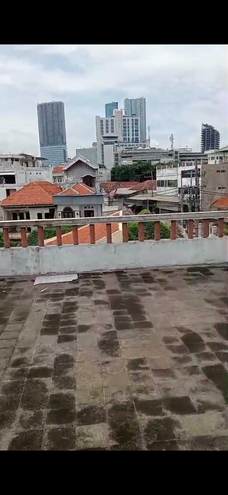 Disewakan Ruko 2.5 Lantai di Lokasi Strategis di jalan Ahmad Jais Surabaya Utara - Thumbnail 4