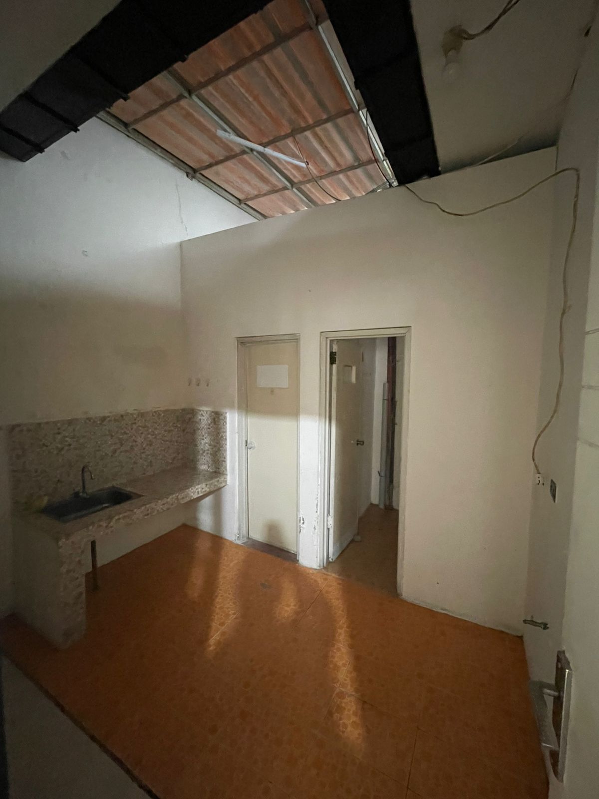 Dijual Rumah 1 Lantai Lokasi Strategis di Sukolilo Dian Regency Surabaya Timur - Thumbnail 8