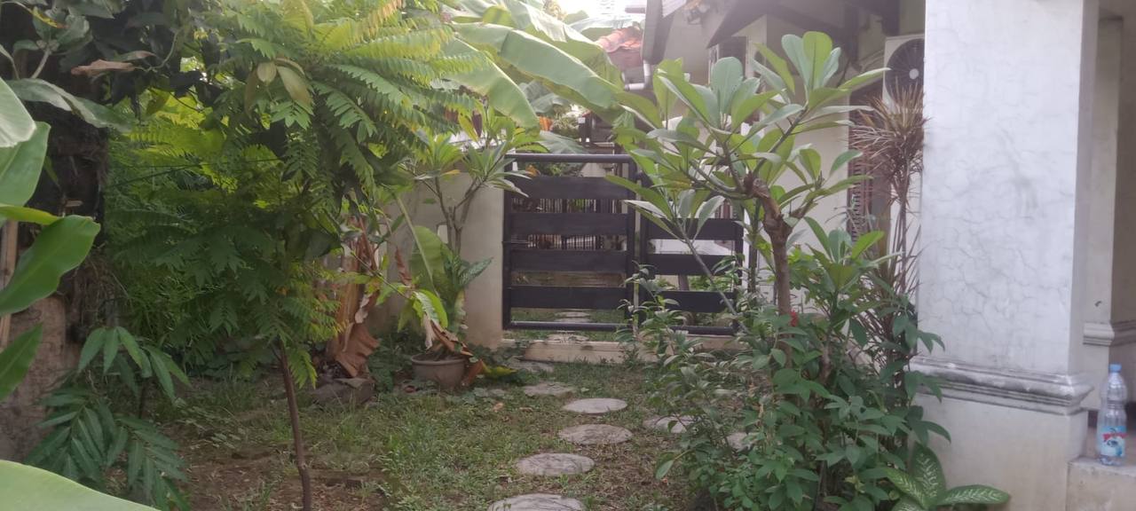 Dijual Rumah Besar 2 Lantai Lokasi di Kawasan Premium Rungkut Asri Timur Surabaya Timur - Thumbnail 2