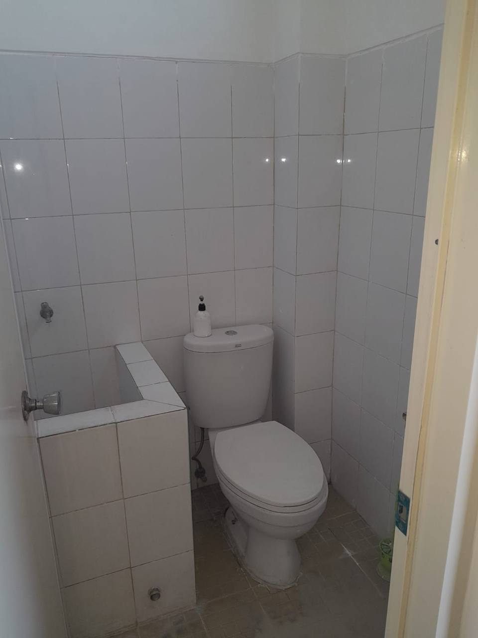 Disewakan Ruko Siap Pakai Lokasi di Kawasan City 9 Jalan Ir. Soekarno Surabaya Timur - Thumbnail 4