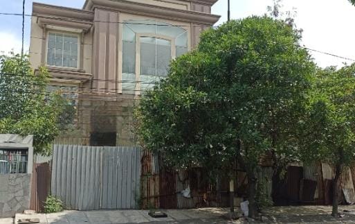 Dijual Gedung 3 Lantai  Lokasi Strategis di Raya Jemursari Surabaya Selatan - Thumbnail 3