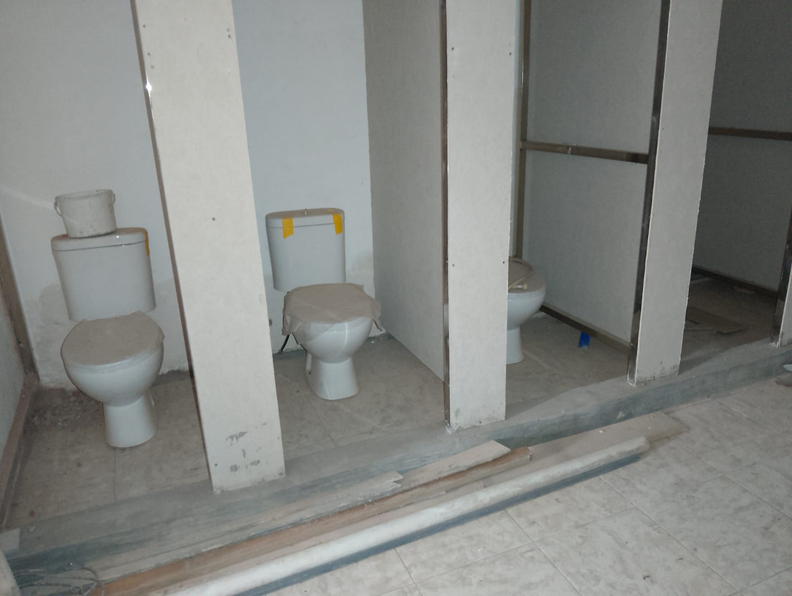 Dijual Rumah Kost 3 Lantai Strategis di Perumahan Gunung Sari Indah Surabaya Selatan - Thumbnail 7