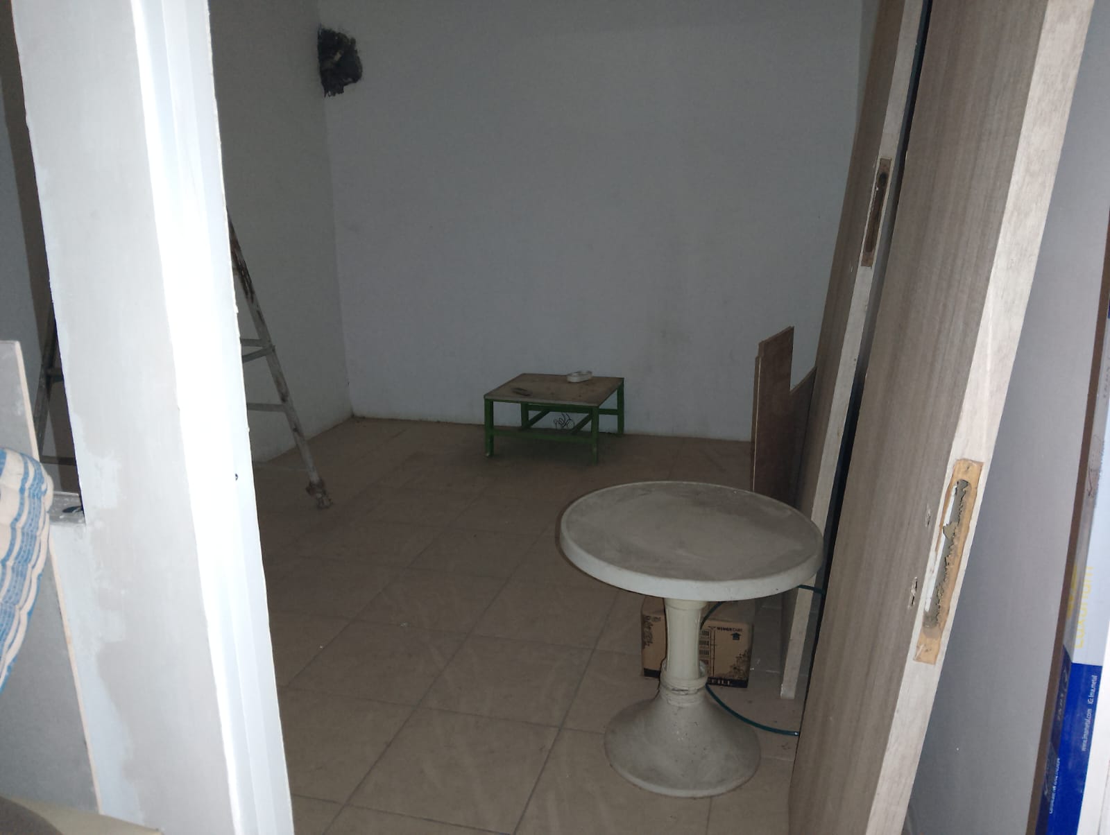 Dijual Rumah Kost 3 Lantai Strategis di Perumahan Gunung Sari Indah Surabaya Selatan - Thumbnail 8