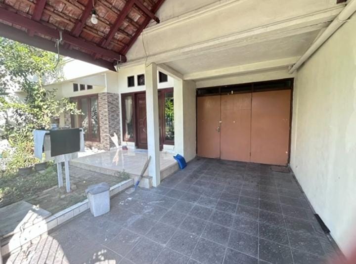 Dijual Rumah Asri 3 Lantai di Wilayah Kutisari Indah Barat Surabaya Selatan - Thumbnail 3