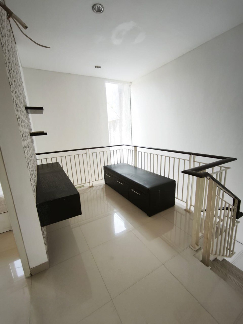 Dijual/disewakan Rumah Bagus Furnished di Long Beach Pakuwon City Surabaya Timur - Thumbnail 4