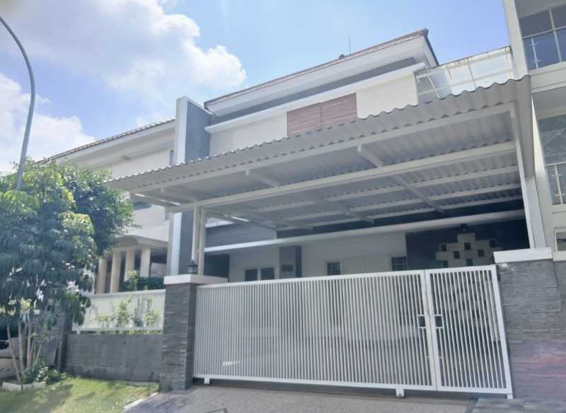 Dijual Rumah Nyaman 2 Lantai di San Antonio Pakuwon City Surabaya Timur - Image 1