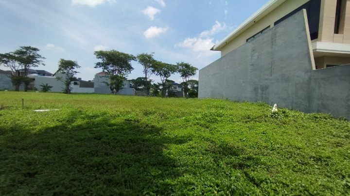 Dijual Tanah Luas Strategis di Bukit Golf Mediterania Citraland Surabaya Barat - Image 1