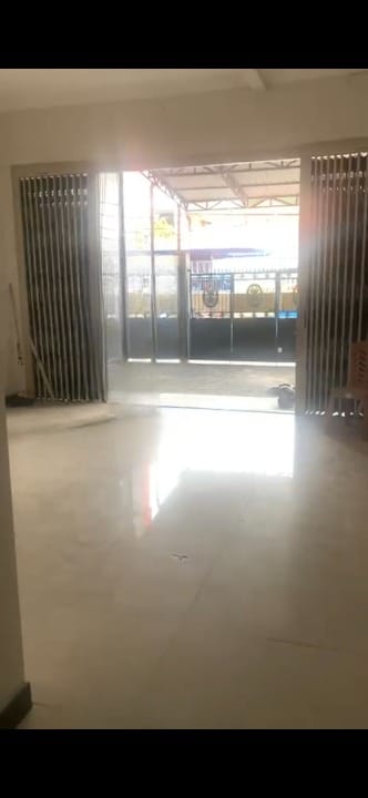 Disewakan Rumah Usaha 2 Lantai Siap Huni di Petemon Barat Surabaya Barat - Thumbnail 2