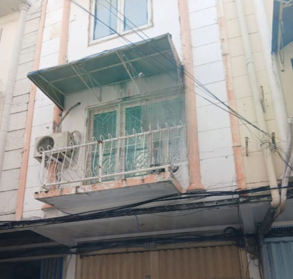 Dijual Ruko Lokasi Strategis di Wilayah Klampis Surabaya Timur - Image 1