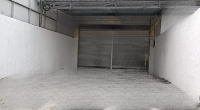 Disewakan Ruko Strategis di Kawasan Ramai Menganti Surabaya Barat - Image 1