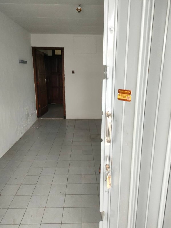 Dijual/Disewakan Rumah di Jalan Simpang Darmo Permai Selatan Surabaya Barat - Thumbnail 3