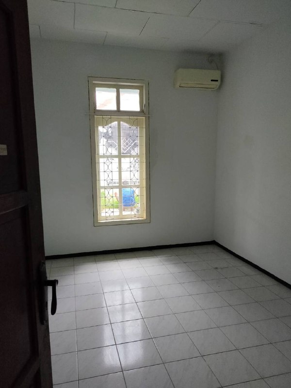 Dijual/Disewakan Rumah di Jalan Simpang Darmo Permai Selatan Surabaya Barat - Thumbnail 4
