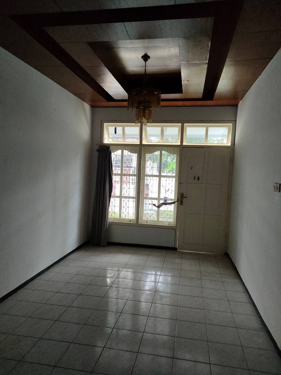 Dijual /disewakan Rumah 2 Lantai di Simpang Darmo Permai Selatan Surabaya Barat - Thumbnail 5