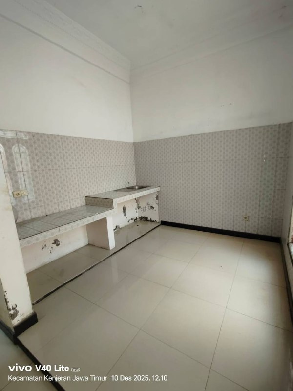 Dijual Rumah Nyaman Strategis di Jalan Kedinding Lor Surabaya Utara - Thumbnail 6