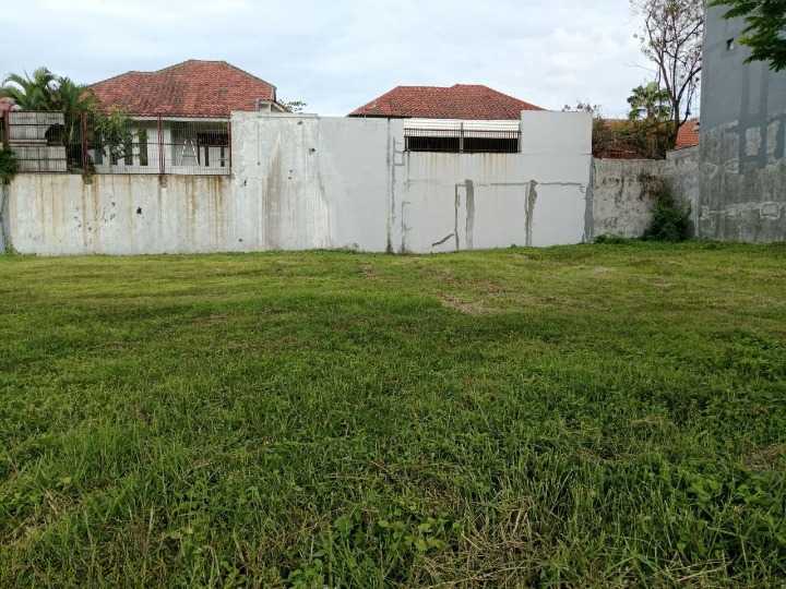 Disewakan Tanah Kavling Strategis di Raya Internasional Village Citraland Surabaya Barat - Image 1