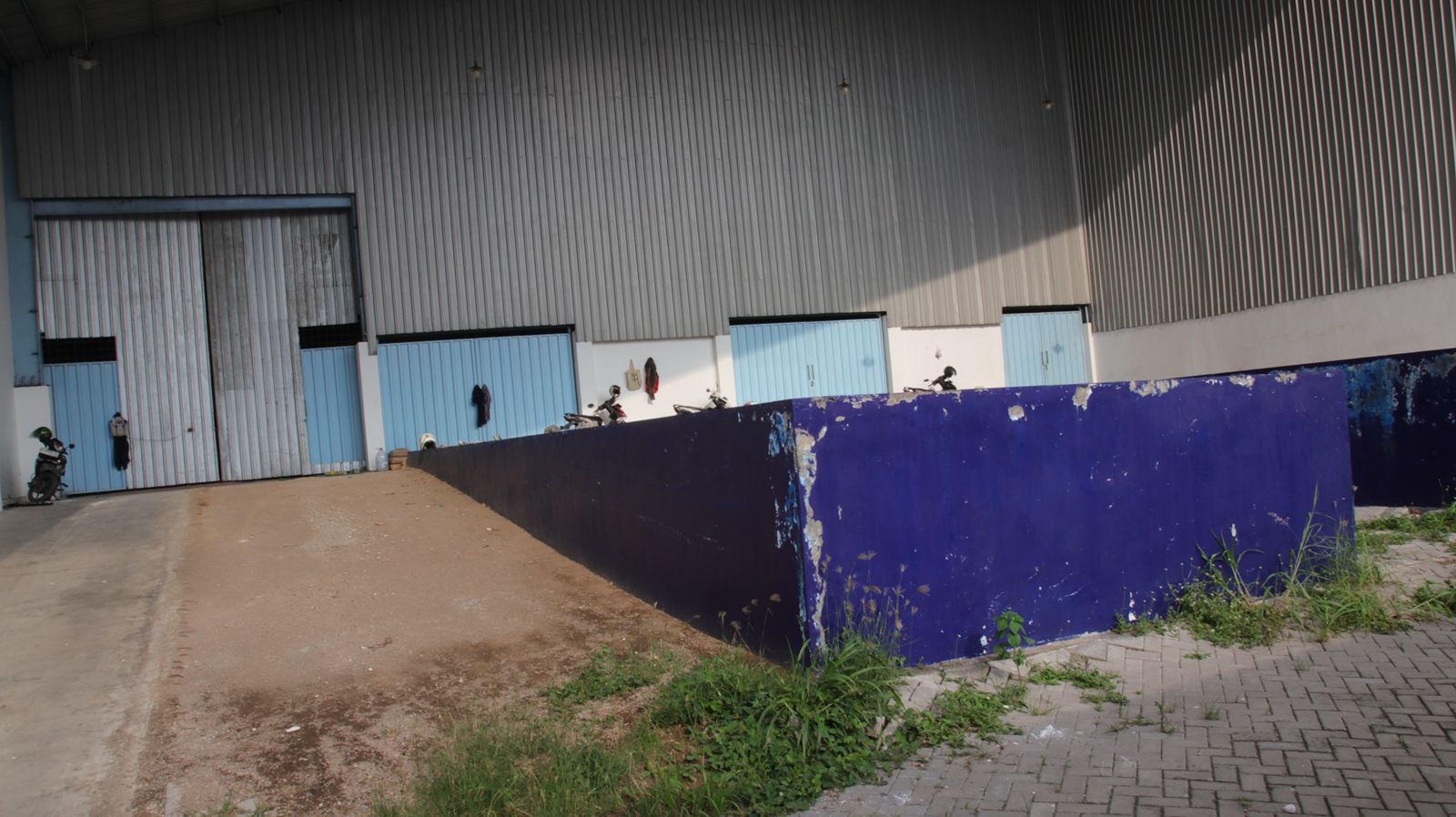 Dijual/disewakan Gudang Strategis di Romokalisari Surabaya Barat (bbal) - Thumbnail 4