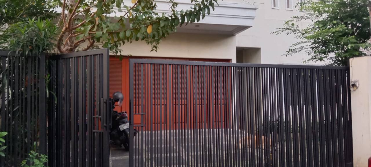 Dijual Rumah Lahan Luas di Rungkut Asri Timur Surabaya Timur - Thumbnail 7