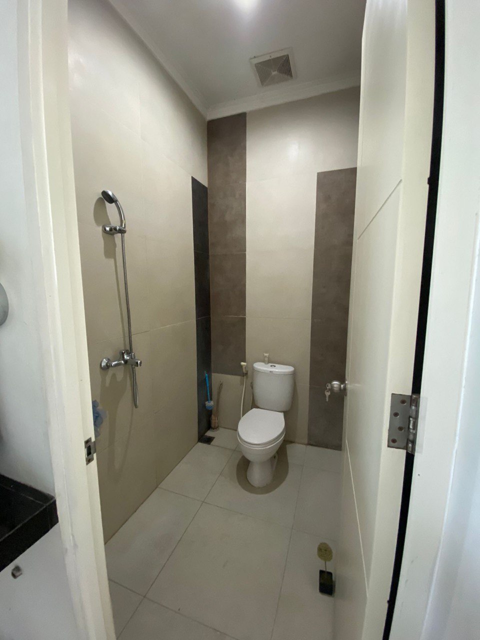 Dijual Rumah Terawat di Bukit Palma Citraland Surabaya Barat - Thumbnail 4