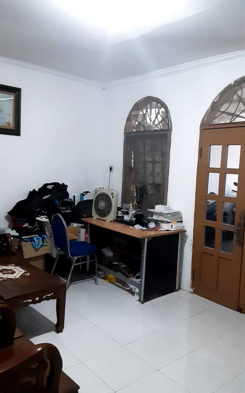 Dijual Rumah Strategis di Jalan Kedinding Tengah Sekolahan ll Surabaya Utara - Thumbnail 3