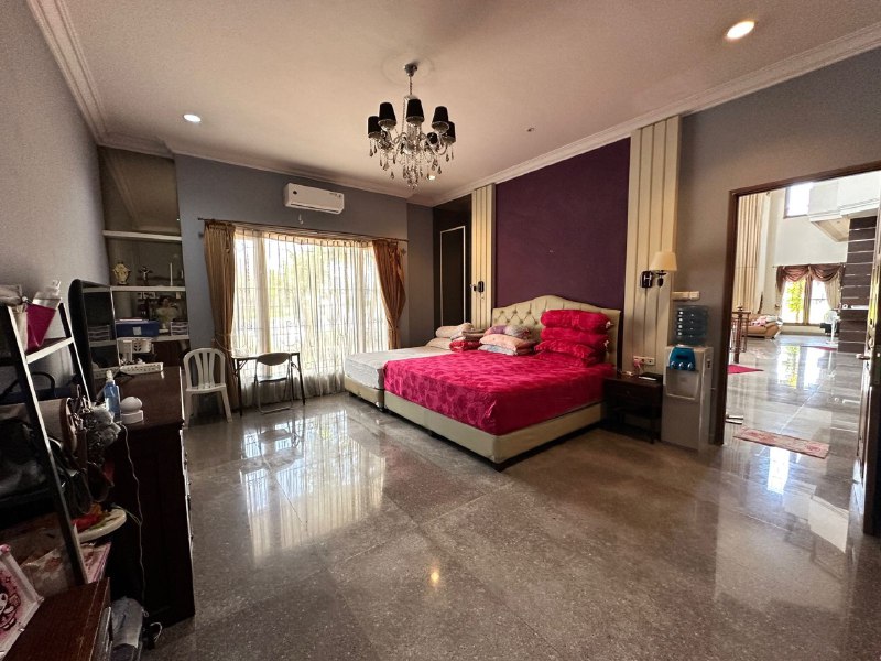 Dijual Rumah Mewah Full Furnished Siap Huni di Araya Surabaya Timur - Thumbnail 8