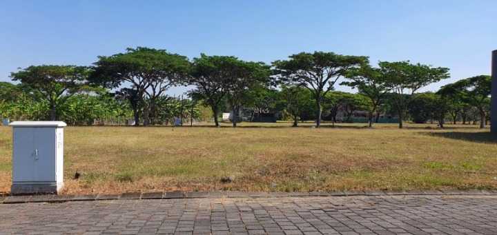 Dijual Tanah Kavling Luas Strategis di Graha Natura Surabaya Barat - Image 1