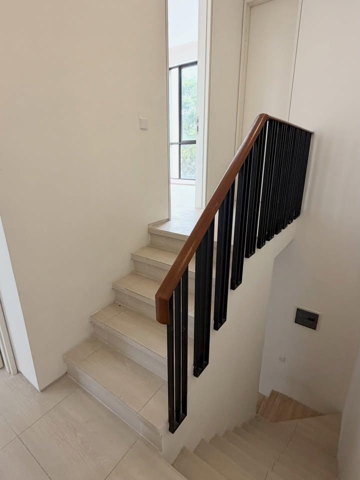 Dijual Rumah Baru 2 Lantai di Wilayah Northwest Park Citraland Surabaya Barat - Thumbnail 2