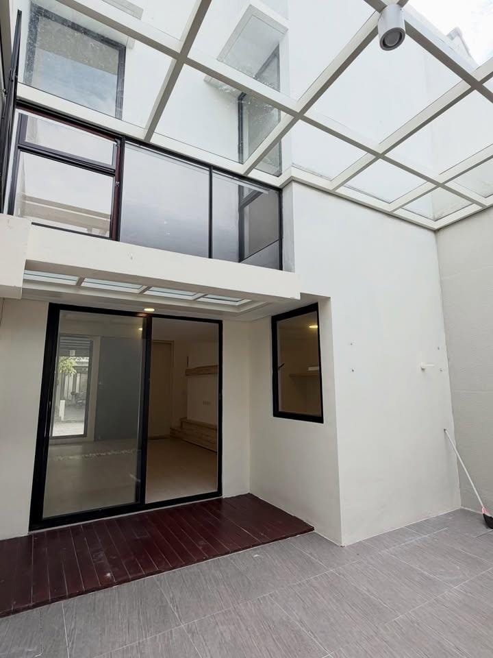 Dijual Rumah Baru 2 Lantai di Wilayah Northwest Park Citraland Surabaya Barat - Thumbnail 4