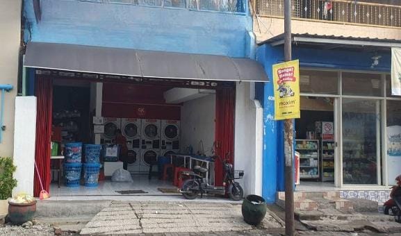 Dijual Ruko 2 Lantai Lokasi Komersil di Jalan Kapas Madya Surabaya Timur - Image 1