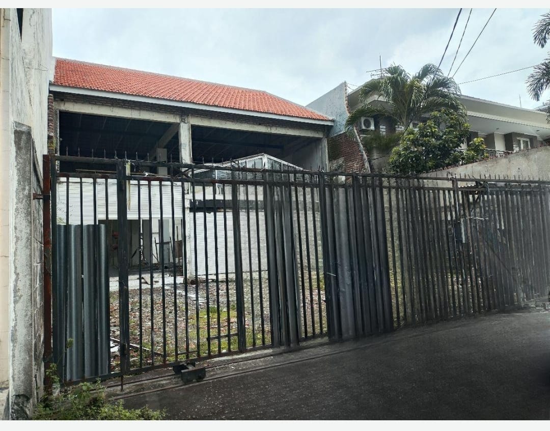 Disewakan Tempat Usaha Strategis Raya Darmo Permai Timur Surabaya Barat - Image 1
