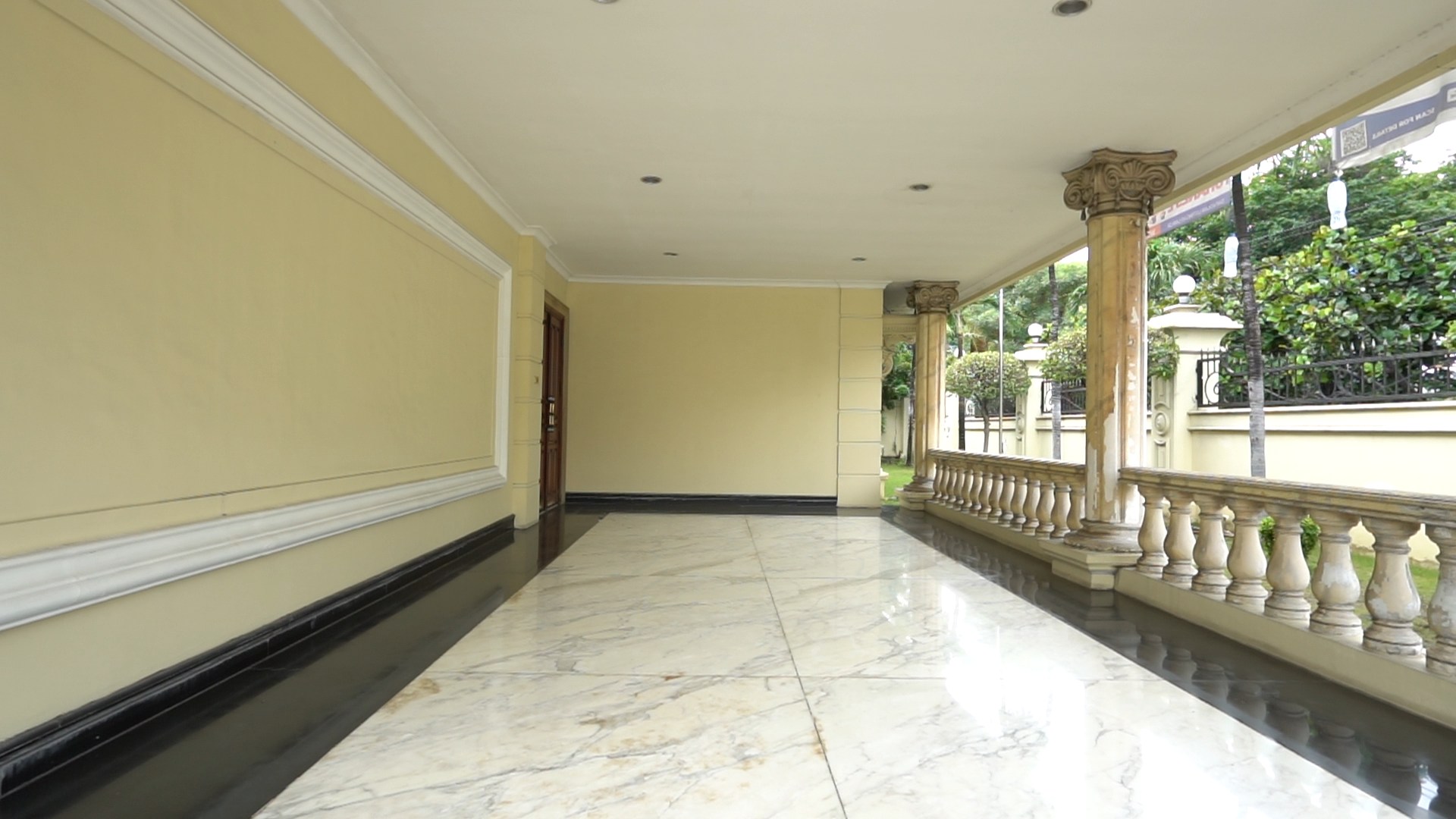 Dijual Rumah Siap Huni Full Furnished di Jemur Andayani Surabaya Selatan - Thumbnail 2