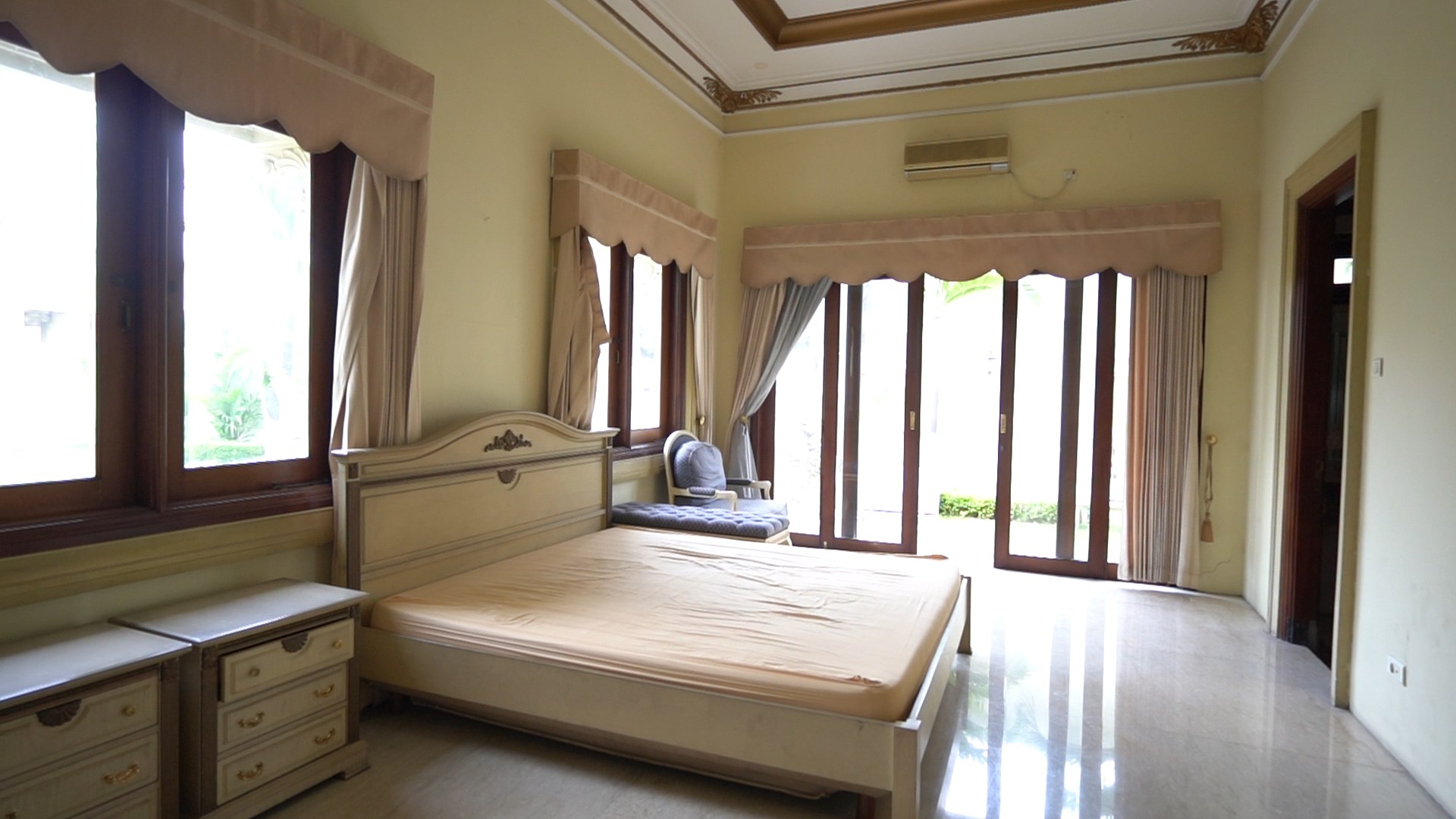 Dijual Rumah Siap Huni Full Furnished di Jemur Andayani Surabaya Selatan - Thumbnail 8