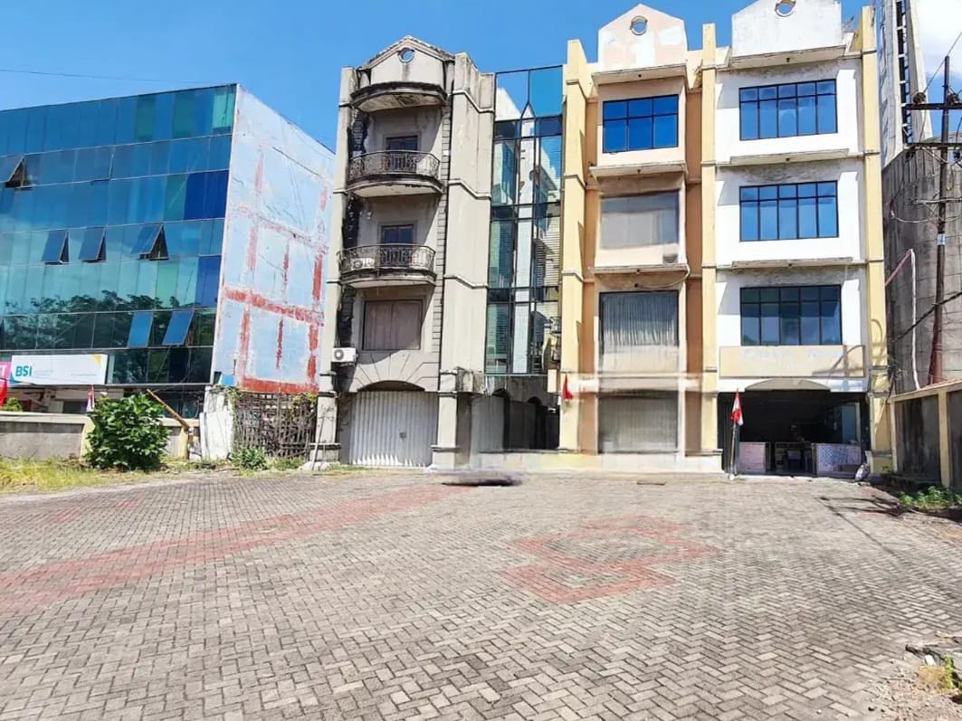 Dijual/Disewakan Ruko Strategis di Bunguran Surabaya Utara - Image 1