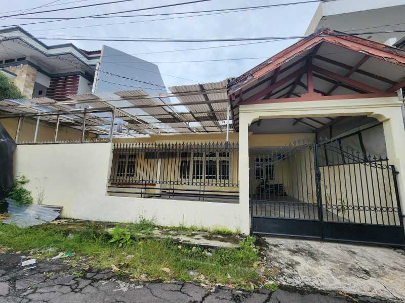 Dijual Rumah Nyaman di Darmo Permai Surabaya Barat - Image 1