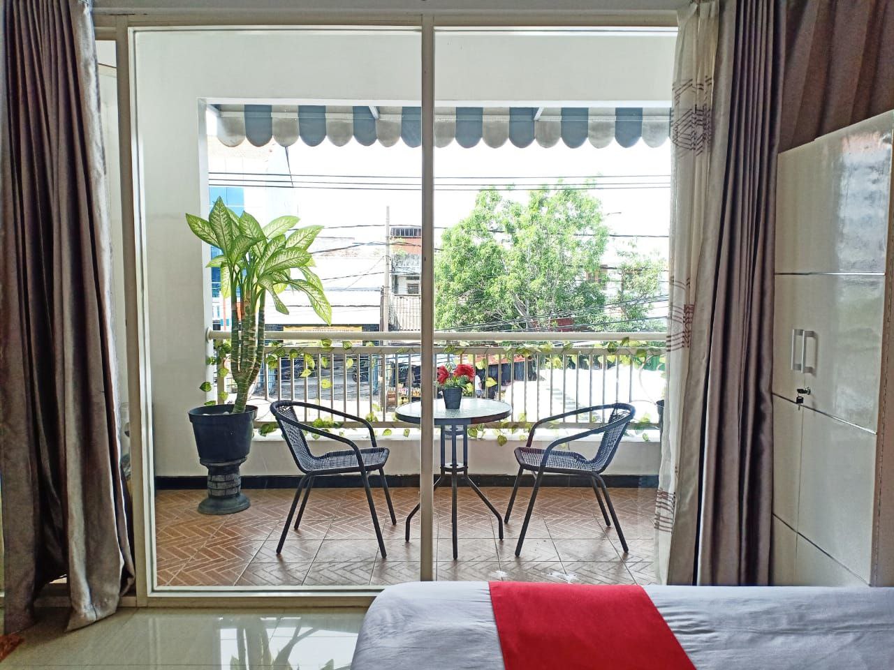 Dijual 2 Ruko Strategis 4 lantai Tengah Kota, jalan kembar, Full bisnis dan Penghuni Tembok Dukuh Surabaya Pusat - Thumbnail 2