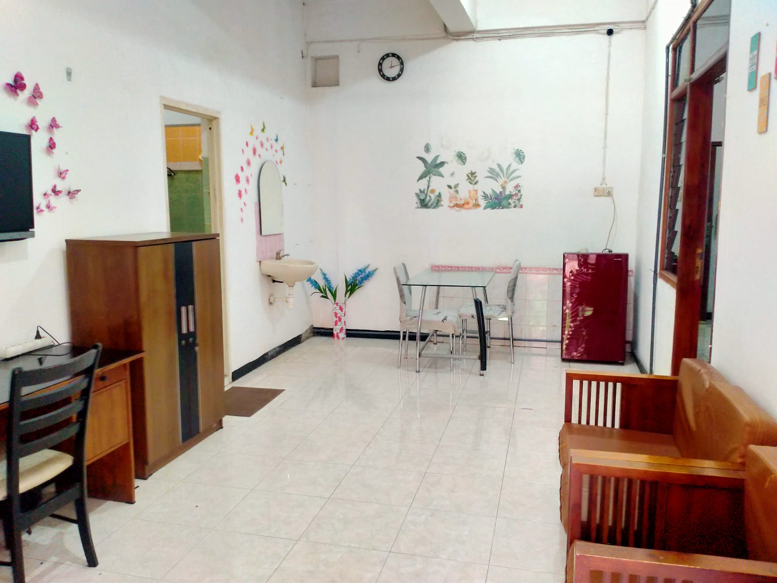 Dijual Rumah Strategis Kos Putri Aktif Lokasi Tenggilis Mejoyo Surabaya Selatan - Thumbnail 2