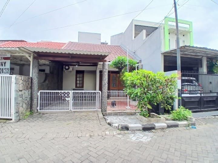 Dijual Rumah Strategis Siap Huni di Babatan Pratama – Wiyung, Surabaya Barat - Image 1